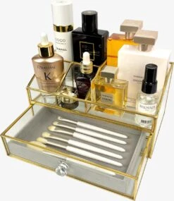 Make Up Organizer Stella | Goud| Cosmetica Organizer|sieraden Organizer | Make Up Organizer | Beautybox | Vitrine Boxje | Glazen Box |Makeup Organizer |Beauty Organizer | Makeupbox |Organizer | Storage Box |Make-uporganizer| Opbergdoos | Sieradendoos -Poeder - Foundation Winkel 1040x1200 2