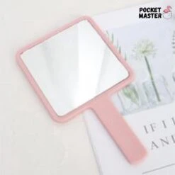 PocketMaster® Make-Up Spiegel / Handspiegel Met Handvat - Licht Roze - Klein - Compact - Handzaam - 8,0 X 8,0 Cm Spiegeloppervlak 9 PocketMaster® Make-Up Spiegel / Handspiegel Met Handvat - Licht Roze - Klein - Compact - Handzaam - 8,0 X 8,0 Cm Spiegeloppervlak -Poeder - Foundation Winkel 1199x1200 6