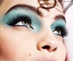 L’Oréal Paris Mega Volume Miss Baby Roll Mascara - Zwart -Poeder - Foundation Winkel 1200x1011 1