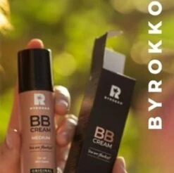 BYROKKO - Magic BB Cream - Medium - Foundation En Cremé In 1 - Voor Alle Huidtypes - 30 ML 8 BYROKKO - Magic BB Cream - Medium - Foundation En Cremé In 1 - Voor Alle Huidtypes - 30 ML -Poeder - Foundation Winkel 1200x1195
