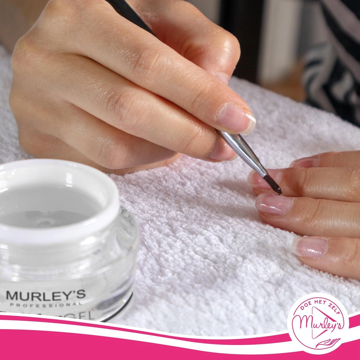 MURLEY'S Builder Gel UV-LED Builder Gel Voor Gelnagels Transparant 20 Ml Op Acrylbasis. Verlengen En Vormen Van De Nagels. 6 MURLEY'S Builder Gel UV-LED Builder Gel Voor Gelnagels Transparant 20 Ml Op Acrylbasis. Verlengen En Vormen Van De Nagels. - Afbeelding 4
