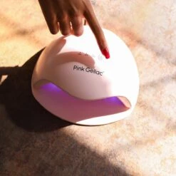 Pink Gellac - Starterset Premium Uncovered Met 4 Kleuren En LED Lamp + Manicure Set 17 Pink Gellac - Starterset Premium Uncovered Met 4 Kleuren En LED Lamp + Manicure Set -Poeder - Foundation Winkel 1200x1200 1139