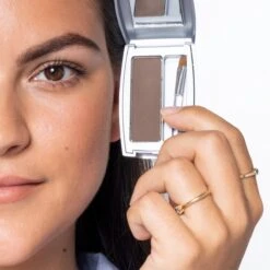 Herome Eye Care Wenkbrauw Poeder Donkerbruin - Compact Brow Powder Dark Brown - Waterproof Verrijkt Met Panthenol - Volumineuze Wenkbrauwen -Poeder - Foundation Winkel 1200x1200 1453