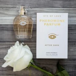After Dark Feromonen Parfum - Vrouw/Man 8 After Dark Feromonen Parfum - Vrouw/Man -Poeder - Foundation Winkel 1200x1200 1518