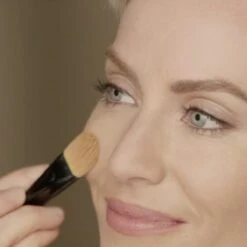 Max Factor Radiant Lift FD - 77 Golden Tan -Poeder - Foundation Winkel 1200x1200 158