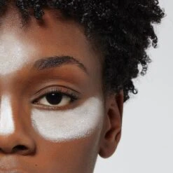 L’Oréal Paris Infaillible Magic Loose Powder - Transparant -Poeder - Foundation Winkel 1200x1200 196