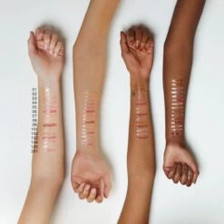 Essence Extreme Shine Volume Lipgloss 5 Ml 104 Nude Mood 13 Essence Extreme Shine Volume Lipgloss 5 Ml 104 Nude Mood -Poeder - Foundation Winkel 1200x1200 333