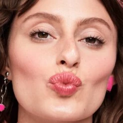 Benefit Cosmetics Ogen Roller Lash -Poeder - Foundation Winkel 1200x1200 746