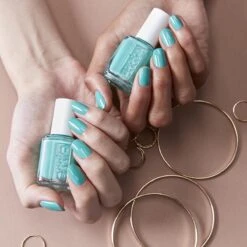 Essie Summer 2020 Limited Edition - 703 Bustling Bazaar - Blauw - Glanzende Nagellak - 13,5 Ml -Poeder - Foundation Winkel 1200x1200 937
