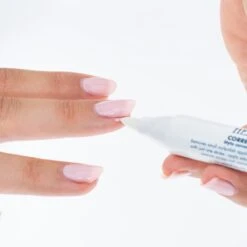 Herome Corrector Pen - Milde Acetonvrije Nagellakremover In Een Handige Stift - 3ml. -Poeder - Foundation Winkel 1200x1200 942