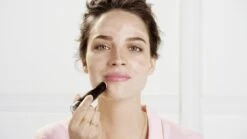 Bourjois Foundcealer Foundation - 110 Vanille Clair 23 Bourjois Foundcealer Foundation - 110 Vanille Clair -Poeder - Foundation Winkel 1200x675 1