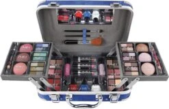 AANBIEDING! Make Up Koffer, Make-up Set, 84 Delig Schminkset 13 AANBIEDING! Make Up Koffer, Make-up Set, 84 Delig Schminkset -Poeder - Foundation Winkel 1200x773