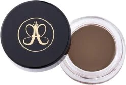 Anastasia Beverly Hills Dipbrow Pomade - Soft Brown 18 Anastasia Beverly Hills Dipbrow Pomade - Soft Brown -Poeder - Foundation Winkel 1200x815 4