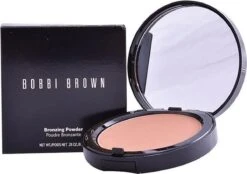 Bobbi Brown Bronzing Powder - Golden Light -Poeder - Foundation Winkel 1200x843 1
