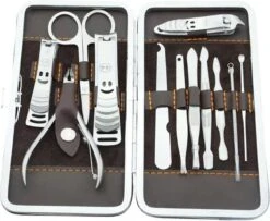 12-delige Luxe Manicureset Ncl Etui Nagelset - Nagelverzorging Set - Reisset - Manicure Set & Pedicur -Nagelverzorging Set -Poeder - Foundation Winkel 1200x984 3