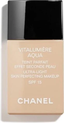 Chanel Vitalumiere Aqua Foundation - 30 Beige - SPF15 - 30 Ml -Poeder - Foundation Winkel 626x1200
