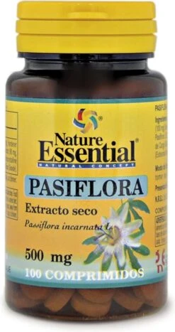 NYX Professional Makeup - Born To Glow Naturally Radiant Foundation - Natural -Poeder - Foundation Winkel 635x1200