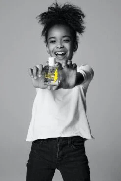 Zadig & Voltaire This Is Us! 30 Ml - Eau De Toilette - Unisex 21 Zadig & Voltaire This Is Us! 30 Ml - Eau De Toilette - Unisex -Poeder - Foundation Winkel 799x1200 12