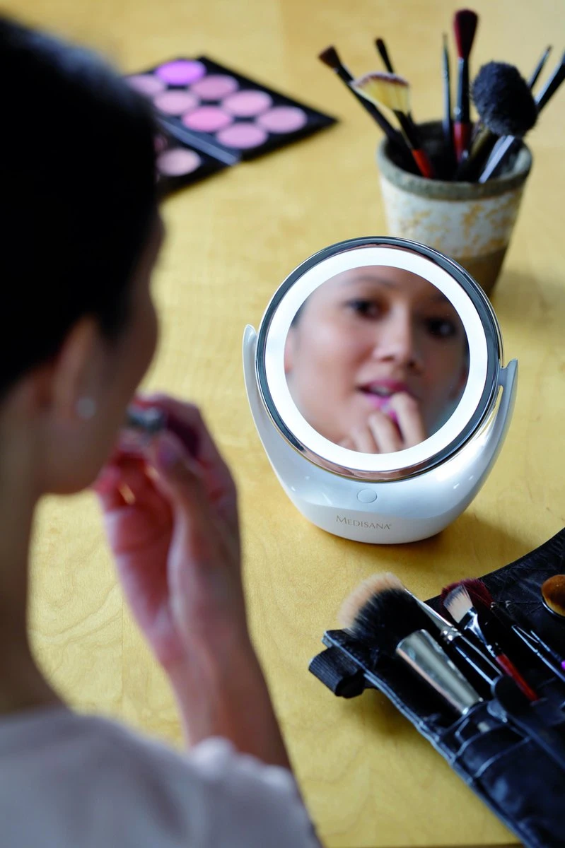 Medisana CM 835 Cosmetica Spiegel 6 Medisana CM 835 Cosmetica Spiegel - Afbeelding 4