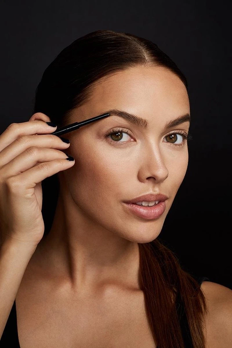 Maybelline Brow Satin Duo - 02 Medium Brown - Bruin - Wenkbrauwpotlood En Poeder 8 Maybelline Brow Satin Duo - 02 Medium Brown - Bruin - Wenkbrauwpotlood En Poeder - Afbeelding 6