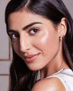 Max Factor Radiant Lift FD - 80 Deep Bronze -Poeder - Foundation Winkel 960x1200 7