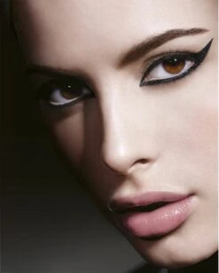 Eyeliner Lasting Drama Maybelline -Poeder - Foundation Winkel 962x1200 1